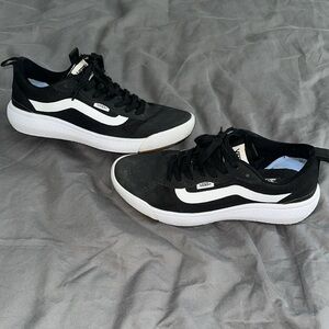 Vans Ultrarange shoes